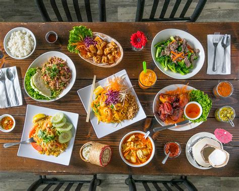local thai restaurants that deliver.